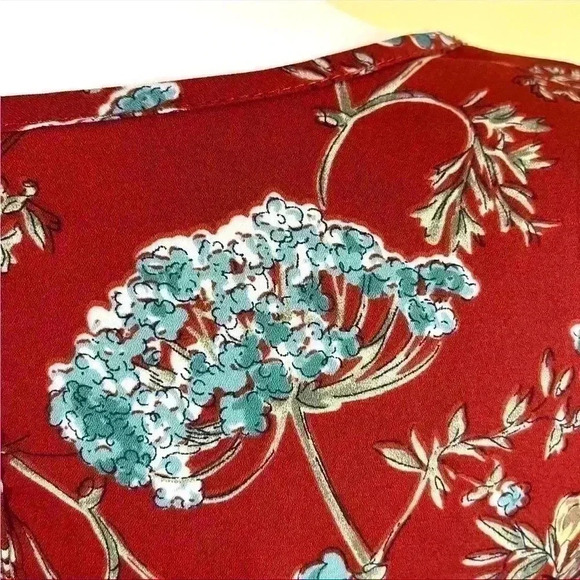 Sienna Sky Maroon Floral V-Neck Faux Wrap Cinch Waist Knotted Back Top Size M - Picture 9 of 12
